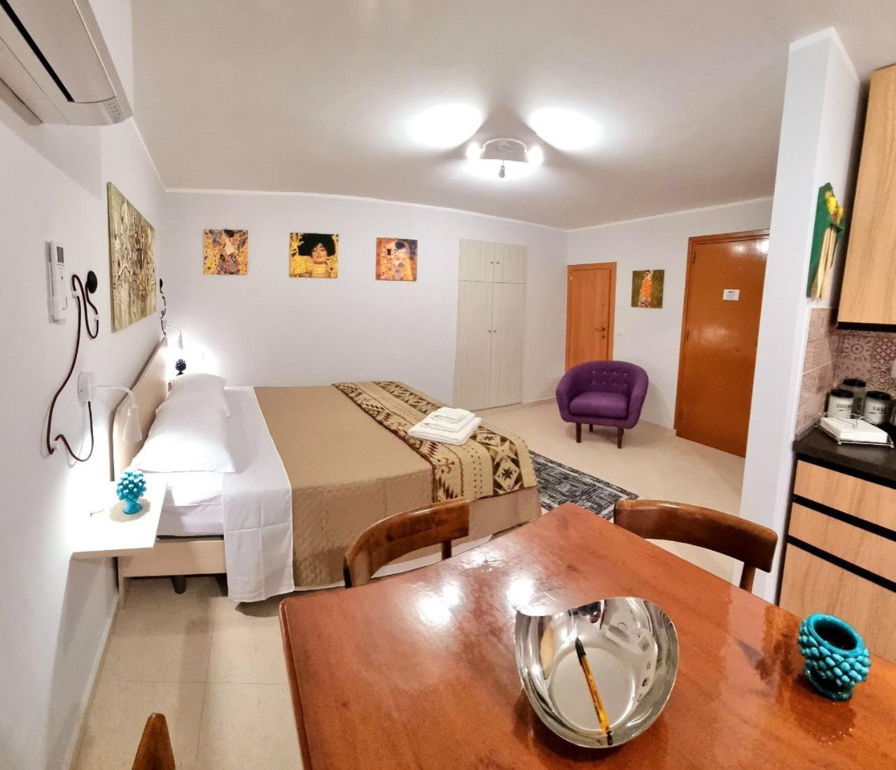 Porta Terra Apartment Cefalu Bagian luar foto